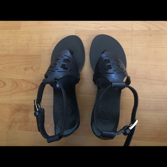 Tory Burch - Picture 2 of 7